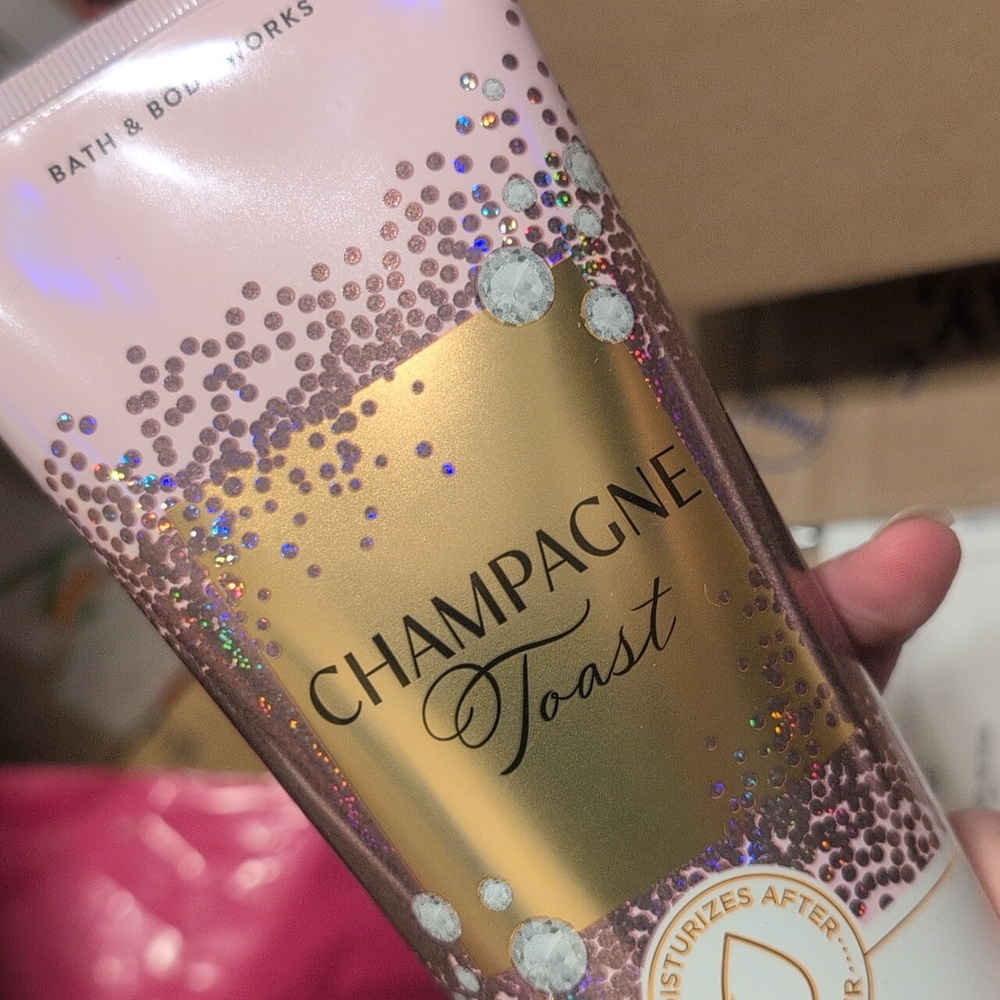 Bath & Body Works Champagne Toast Moisturizing Body Wash NWT NEW WITH TAG - Picture 2 of 11
